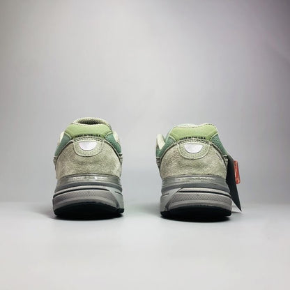 New Balance 990 “Beige-Green”