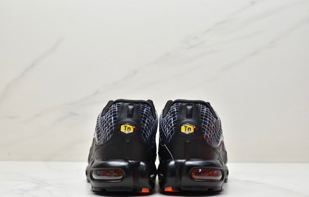 Nike Air VaporMax Plus "Black-White Spider Web"