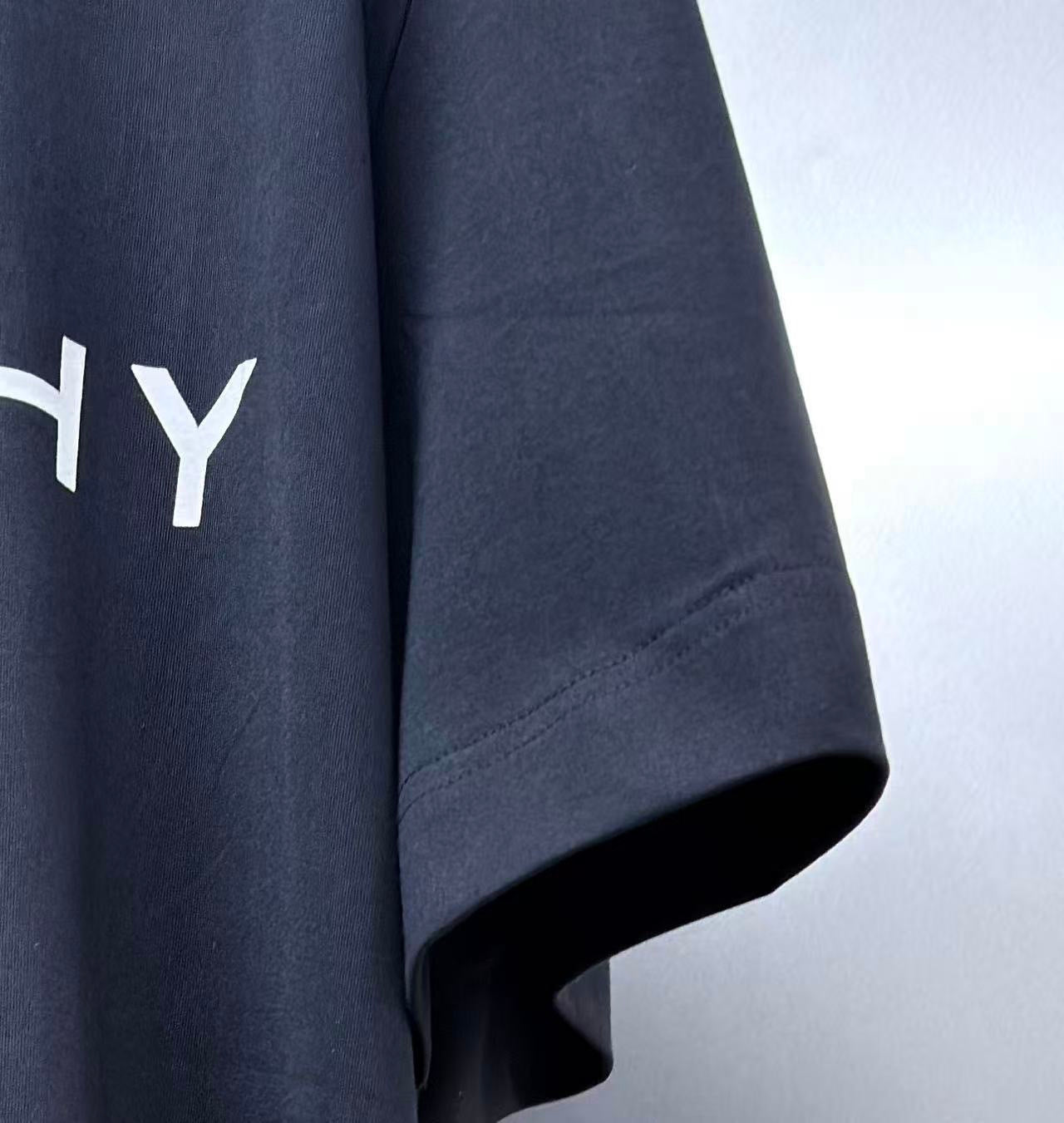 Givenchy Logo Print T-Shirt "Black"