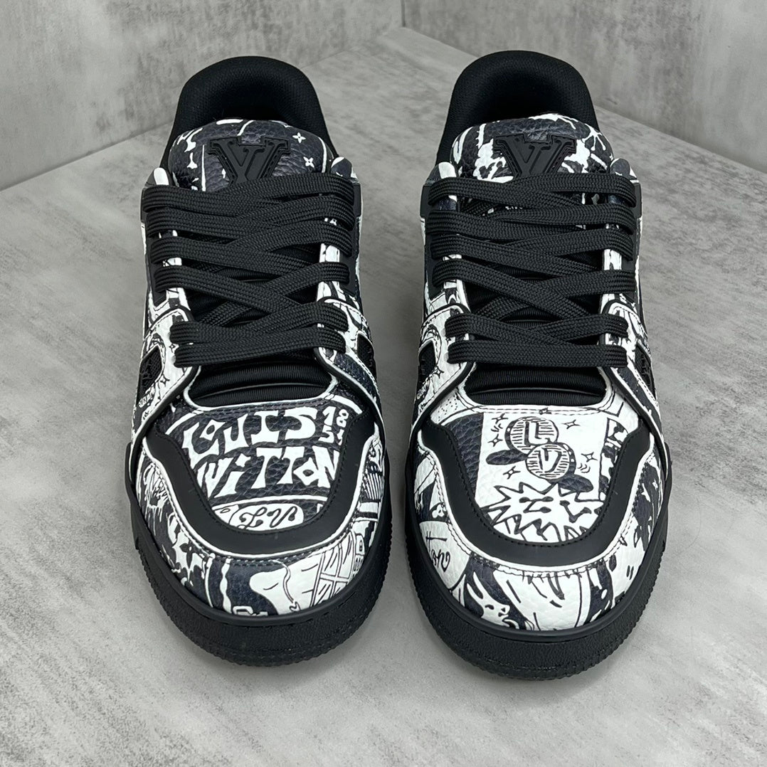 Louis Vuitton Trainers "Comic Motif Black-White"