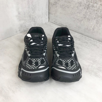 Bottega Veneta Orbit "Black"