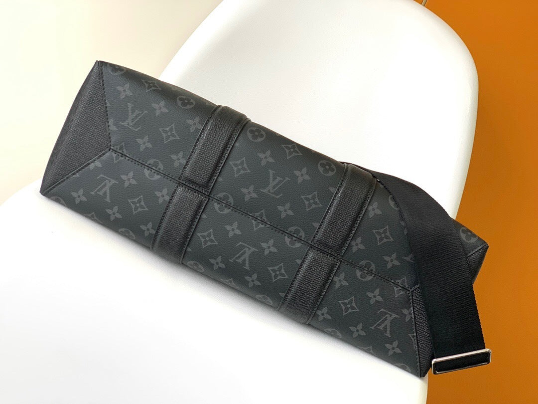 Louis Vuitton Weekend Tote NM
