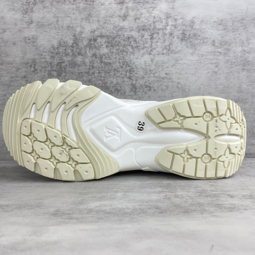 Louis Vuitton Run 55 "White-Gold-Beige"