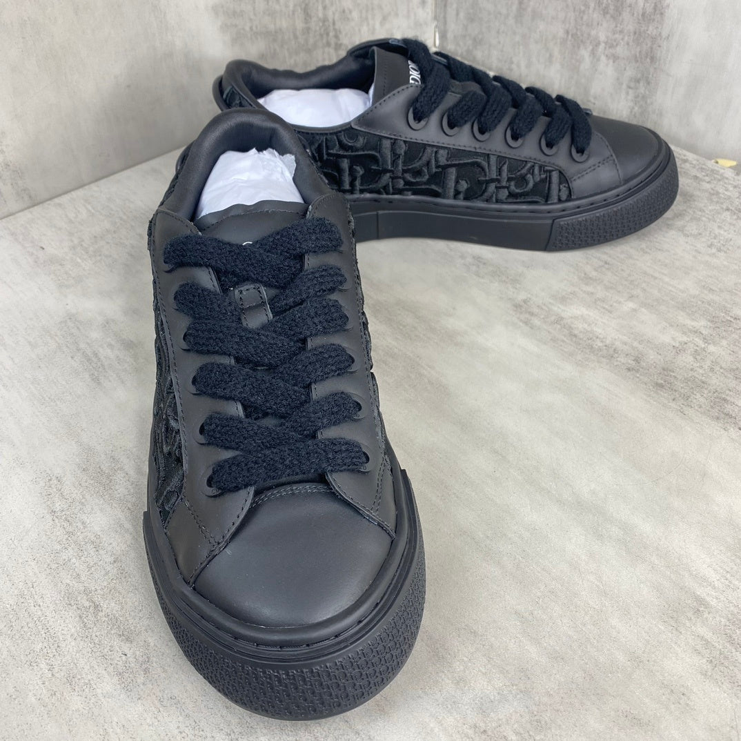 Dior B33 "Black Oblique Embroidery"