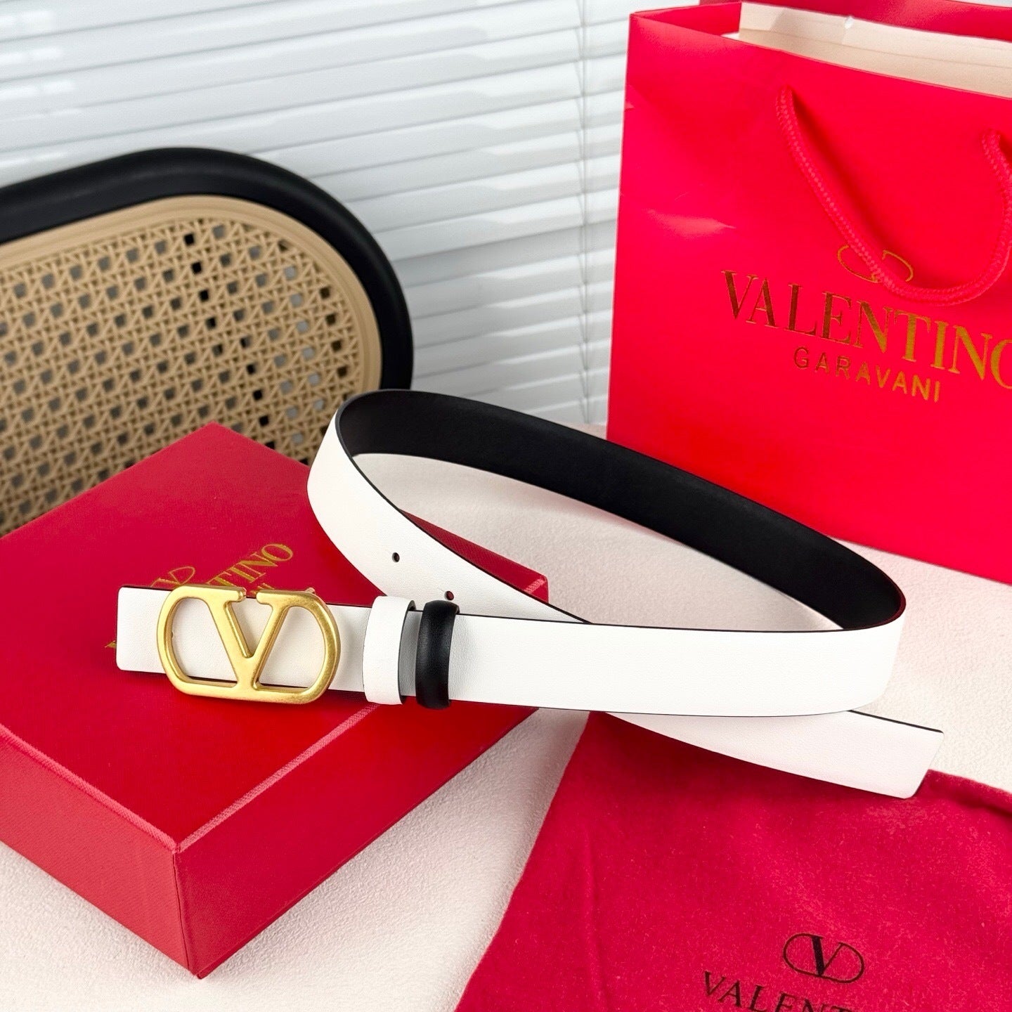 Valentino VLogo Signature Reversible 30mm Leather Belt "Black" and "White"