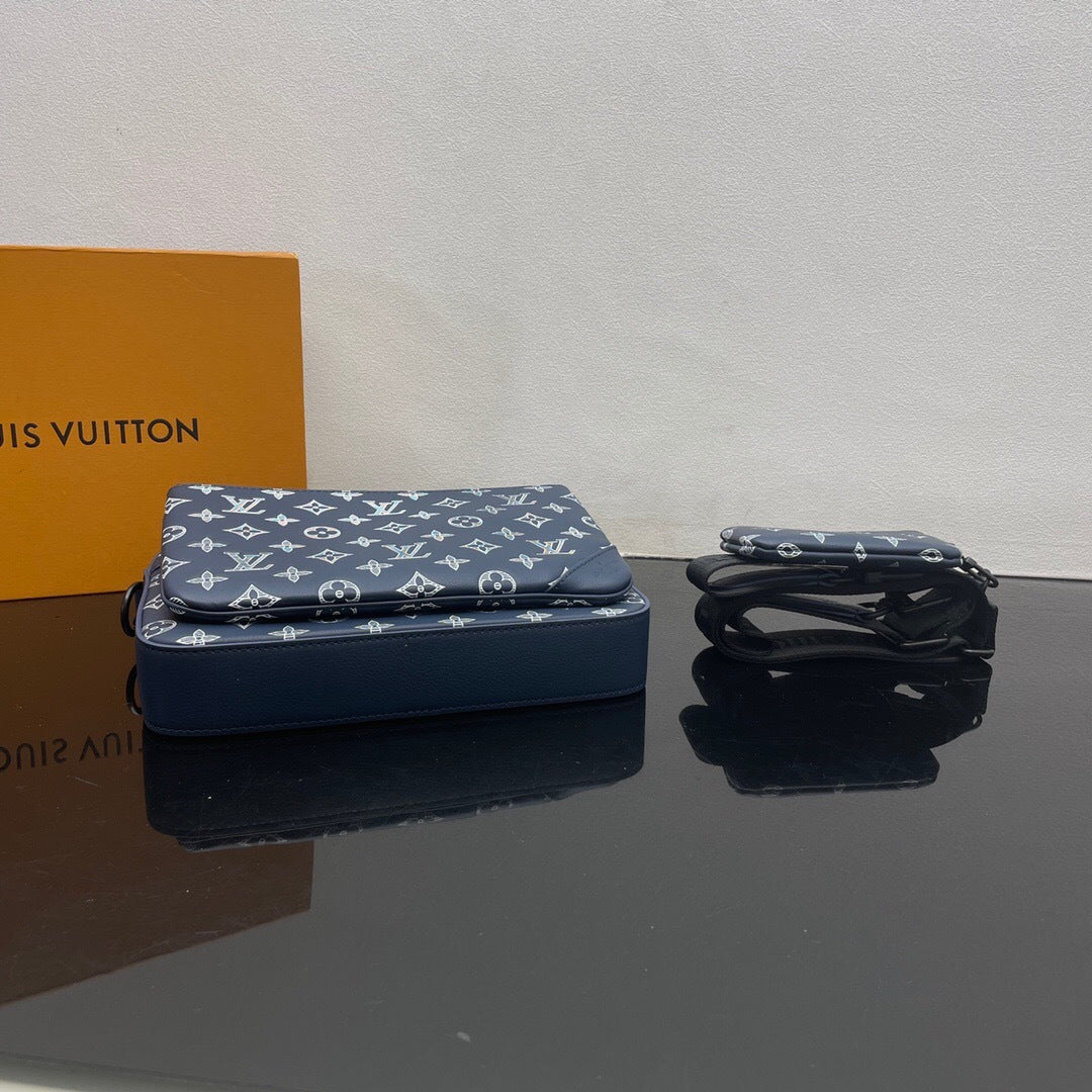 Louis Vuitton Trio Messenger