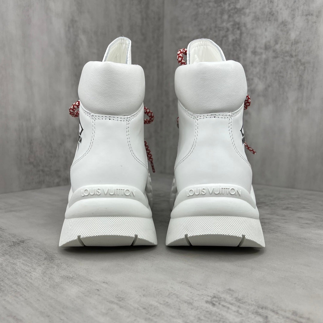 Louis Vuitton Ruby Flat Ranger Boots "White"