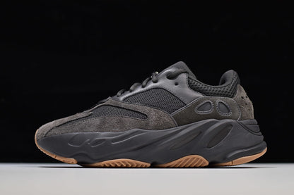 Yeezy 700 "Utility Black"