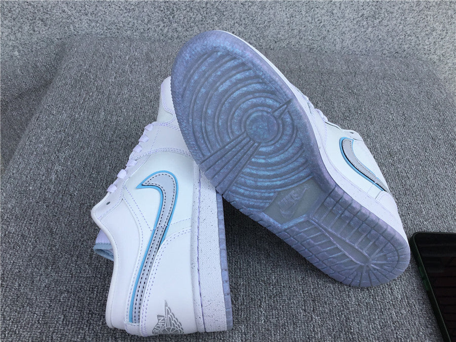 Jordan 1 Low SE "Dare To Fly"