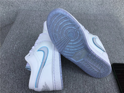 Jordan 1 Low SE "Dare To Fly"
