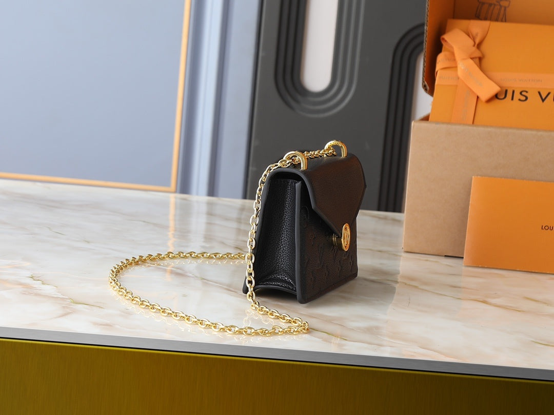 Louis Vuitton Wallet On Chain Rosy "Monogram Empreinte Leather"