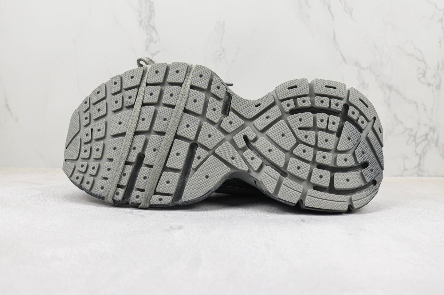 Balenciaga 3XL "Grey-Silver"