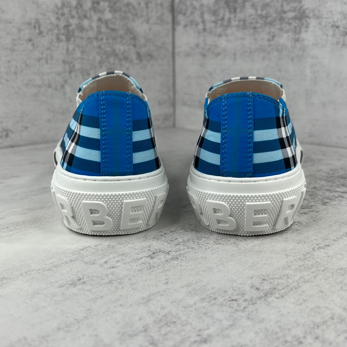 Burberry Slip-On "Blue"