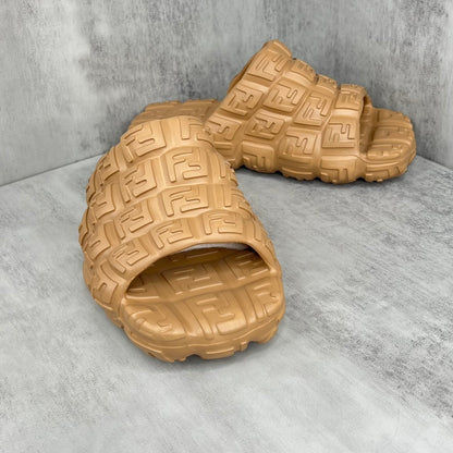 Fendi Cloud Slides "Camel"