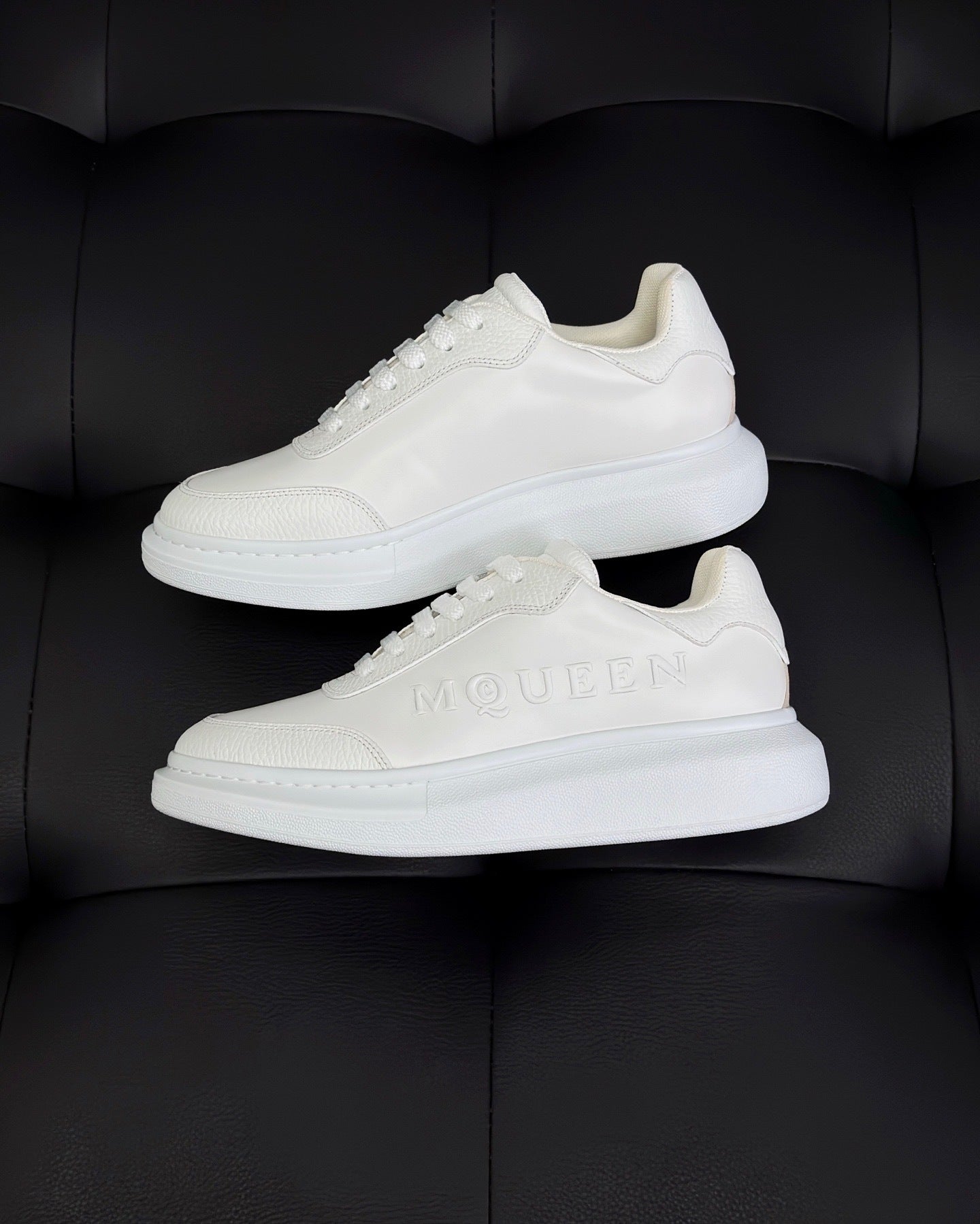 Alexander McQueen Oversized "White"