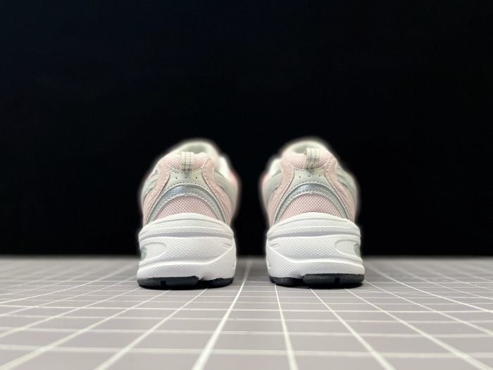 New Balance 530 “Pink-Grey”