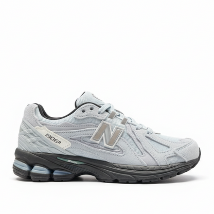New Balance 1906R "Grey-Black Sole"