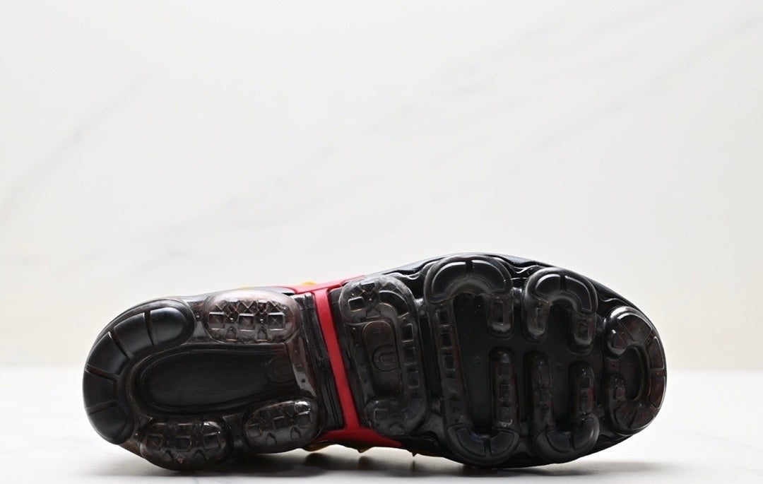 Nike Air VaporMax Plus “Grey-Yellow-Black”