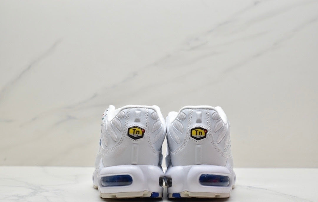 Nike Air VaporMax Plus “White Triple Logo”