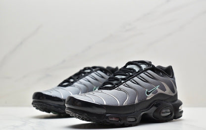 Nike Air VaporMax Plus "Grey-Black"