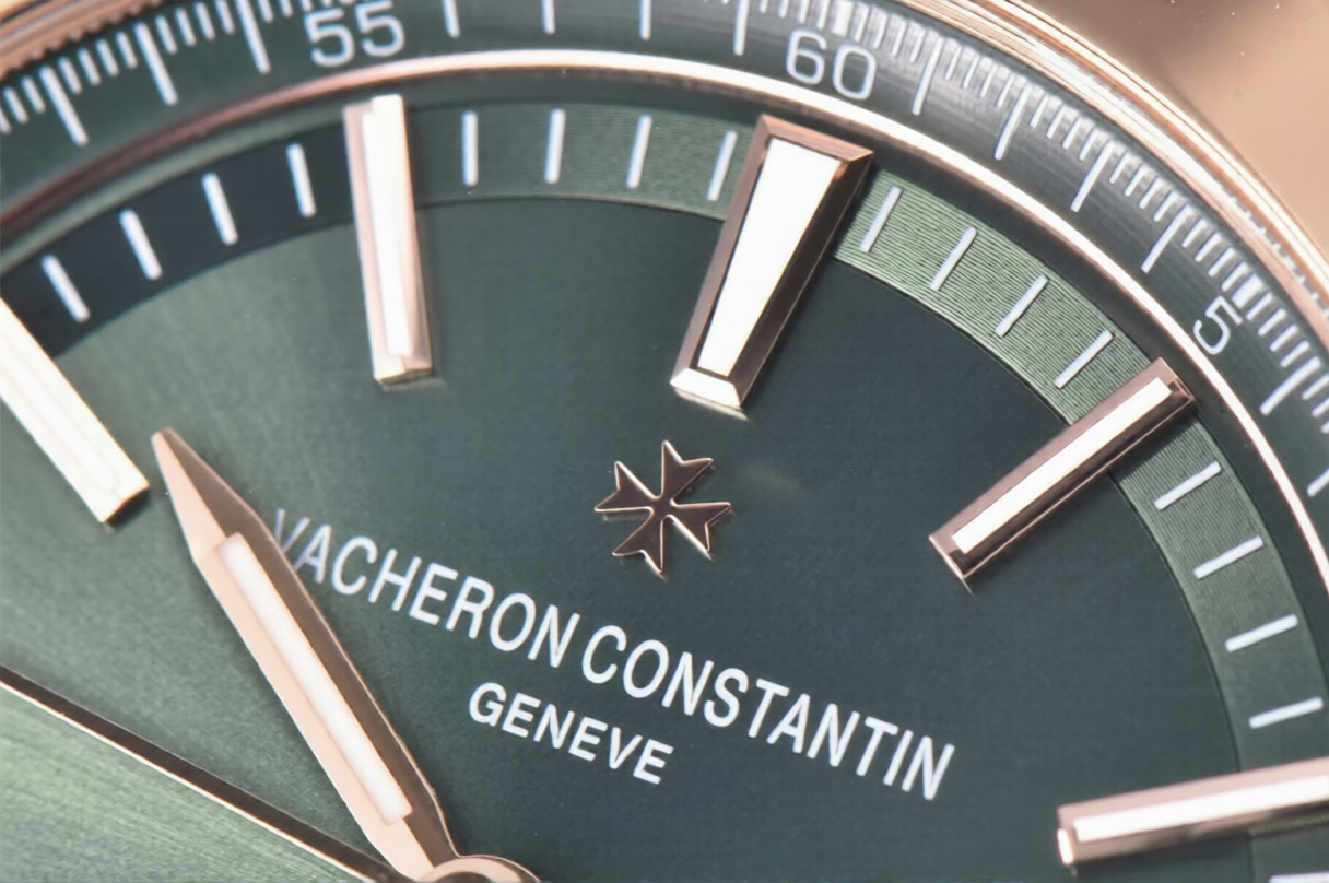 Vacheron Constantin Overseas 41mm Rose Gold Bracelet Green Dial