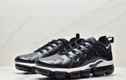 Nike Air VaporMax Plus “Black-White”