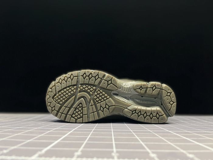 New Balance 1906R “Khaki”