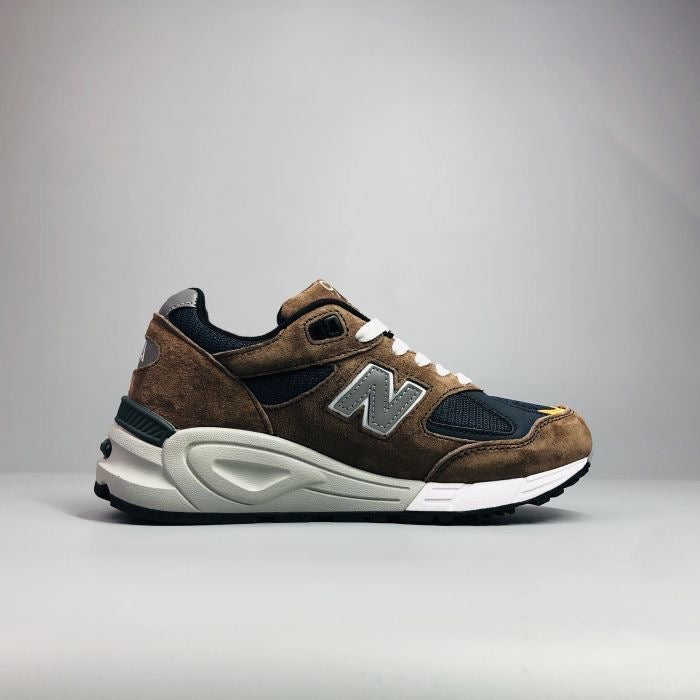 New Balance 990 “Brown-Black-Grey”