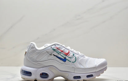 Nike Air VaporMax Plus “White Triple Logo”