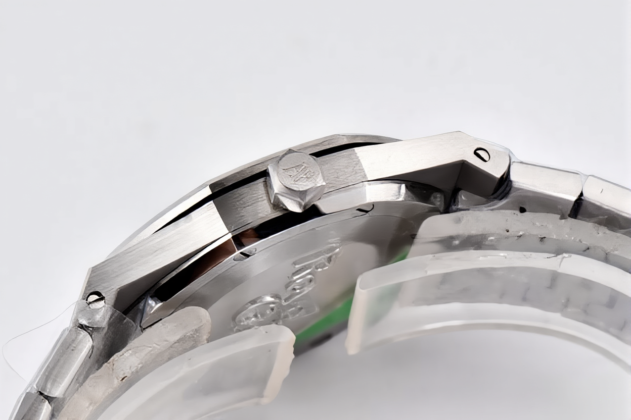 Audemars Piguet Royal Oak 33mm White Dial