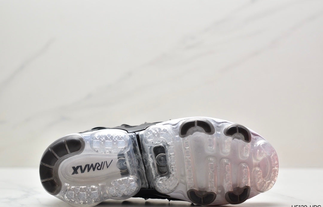 Nike Air VaporMax Plus “Black-White”