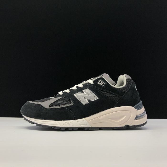 New Balance 990 “Black-Grey”