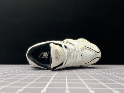 New Balance 9060R “White-Black”