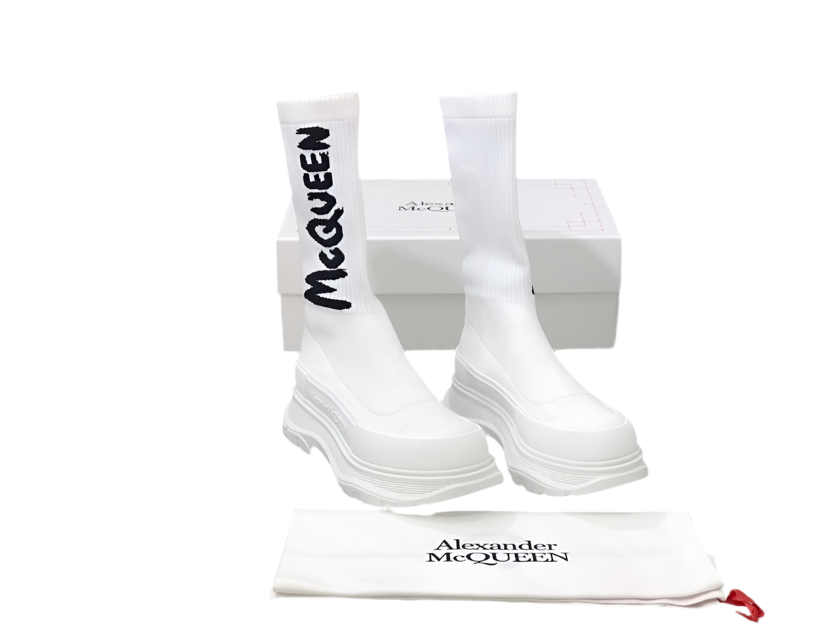Alexander McQueen Tread Slick Boot "Ribbed White"