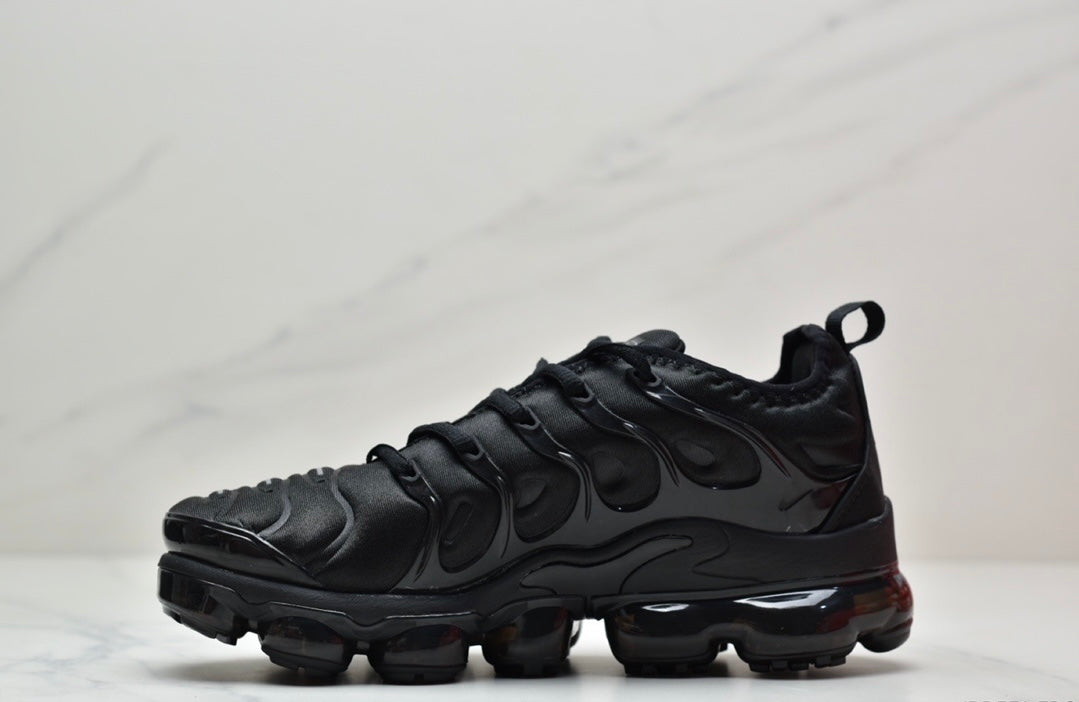 Nike Air VaporMax Plus “Black”