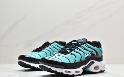 Nike Air VaporMax Plus “Black-White-Turquoise”