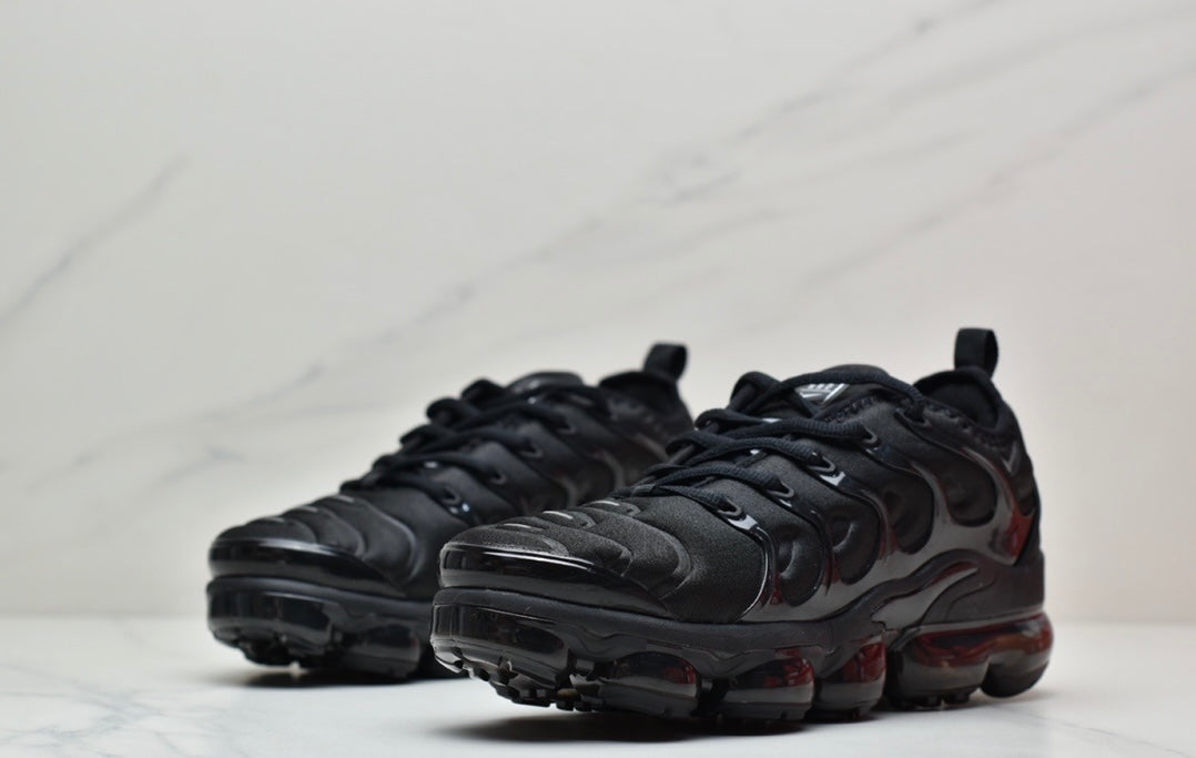 Nike Air VaporMax Plus “Black”