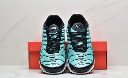 Nike Air VaporMax Plus “Black-White-Turquoise”