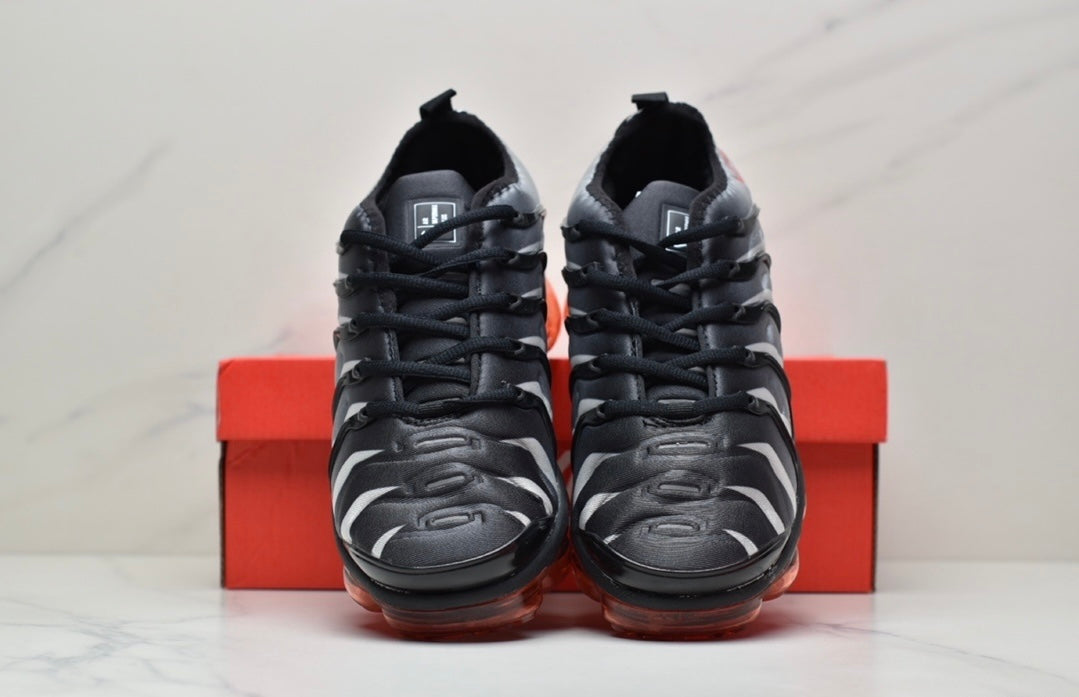 Nike Air VaporMax Plus “Black-Grey-Orange”