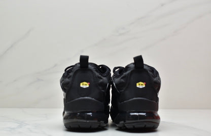 Nike Air VaporMax Plus “Black”
