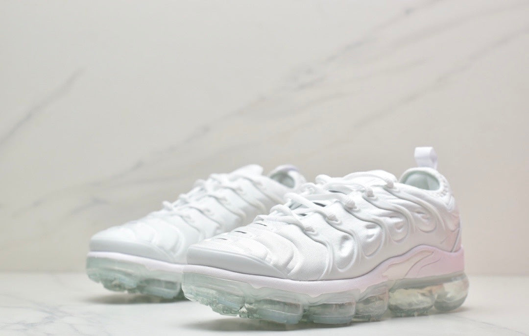 Nike Air VaporMax Plus “White”