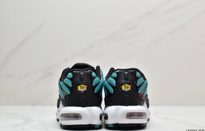 Nike Air VaporMax Plus “Black-White-Turquoise”