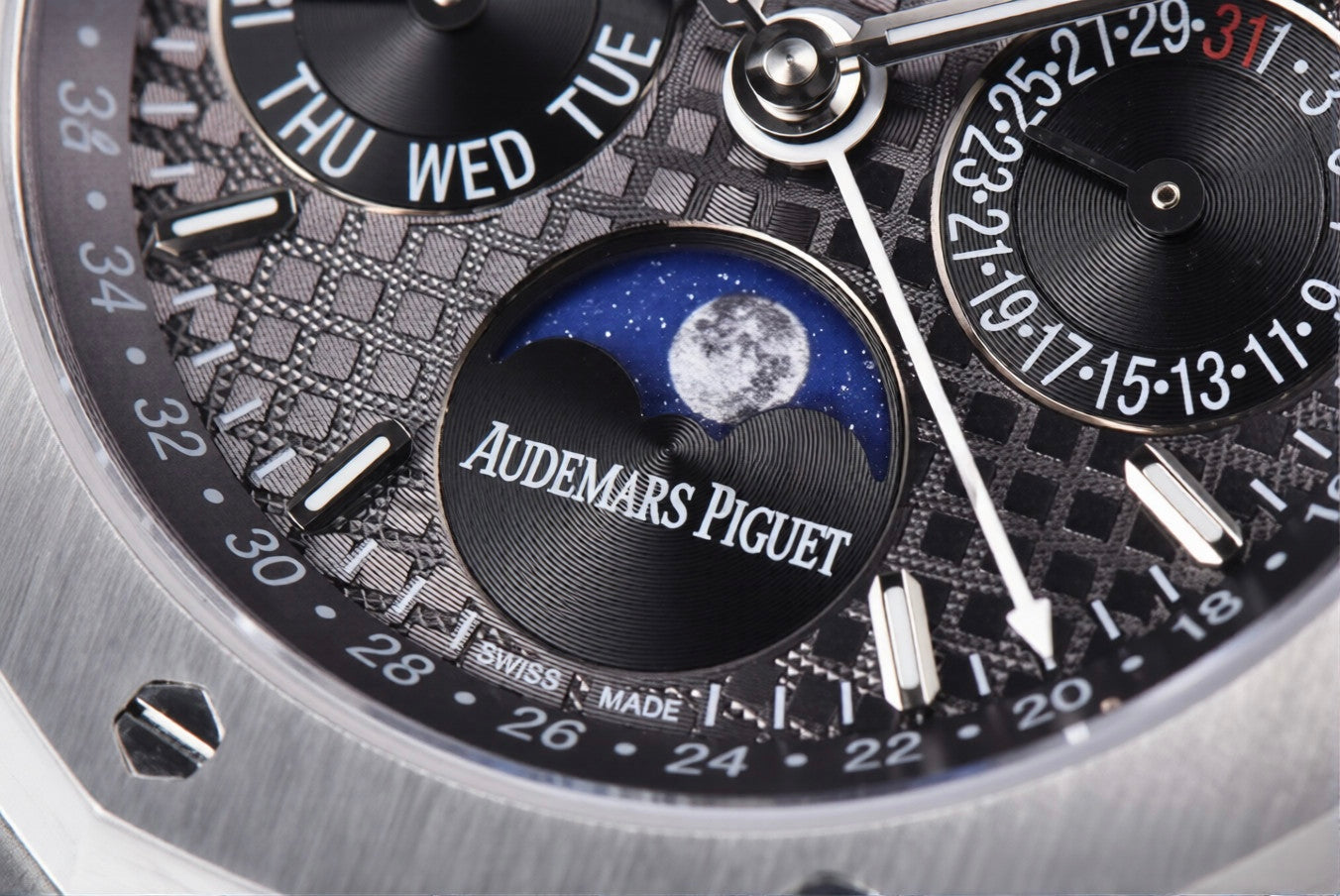 Audemars Piguet Royal Oak 41mm Perpetual Calendar Black Dial
