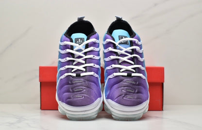 Nike Air VaporMax Plus “White-Aurora”