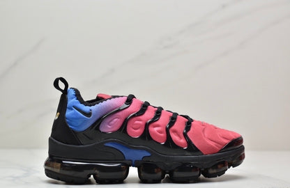 Nike Air VaporMax Plus “Black-Pink-Blue”