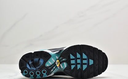 Nike Air VaporMax Plus “Black-White-Turquoise”