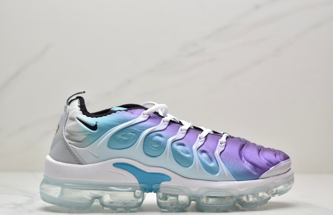 Nike Air VaporMax Plus “White-Aurora”