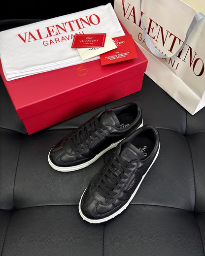 Valentino Upvillage Sneakers "Black"