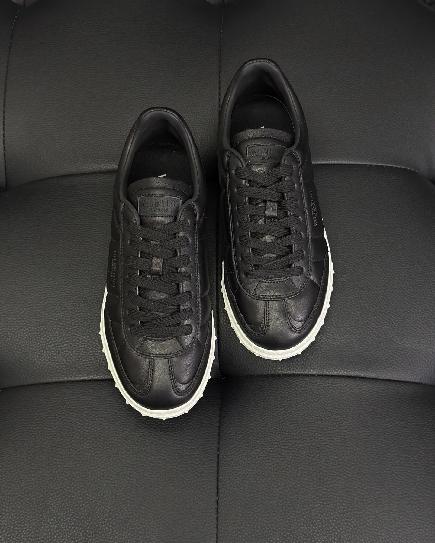 Valentino Upvillage Sneakers "Black"