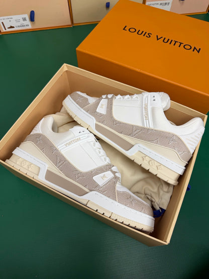 Louis Vuitton LV Trainers "Beige-White"